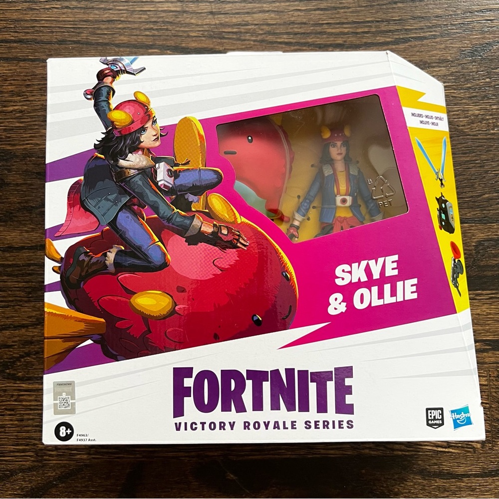 Fortnite Victory Royale Series Skye and Ollie Action Figures | NIB